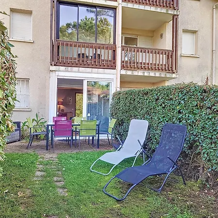 S-plage 02-soustons Joli Petit Avec Jardin Et Piscine Pour 4 Personnes Apartment